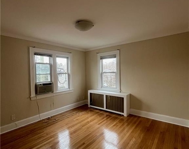 67 Saratoga Avenue - Photo Thumbnail 1