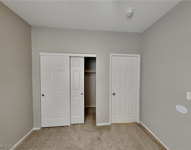 8283 Aurora Peak Avenue - Photo Thumbnail 12