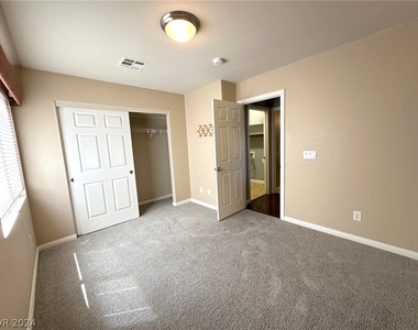 8406 Mondavi Hill Court - Photo Thumbnail 37