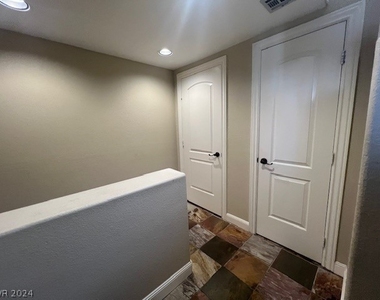 7644 Valley Green Drive - Photo Thumbnail 15