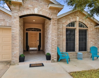 1525 Lobo Mountain Ln - Photo Thumbnail 3