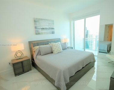 950 Brickell Bay Dr - Photo Thumbnail 26