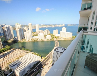 950 Brickell Bay Dr - Photo Thumbnail 24