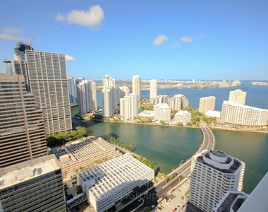 950 Brickell Bay Dr - Photo Thumbnail 25