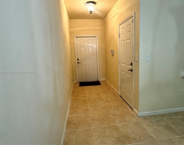 3011 Nw 30th Ter - Photo Thumbnail 13