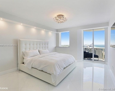 4779 Collins Ave - Photo Thumbnail 5