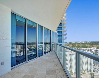 3101 S Ocean Dr - Photo Thumbnail 23