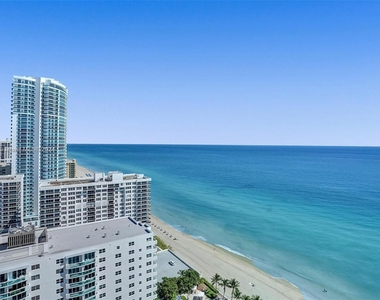 3101 S Ocean Dr - Photo Thumbnail 25