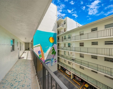 720 Collins Ave - Photo Thumbnail 36