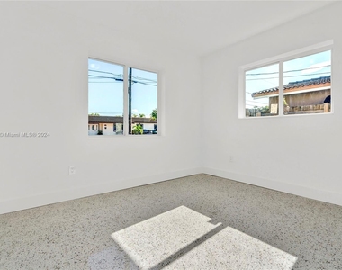 12434 Sw 27th St - Photo Thumbnail 10