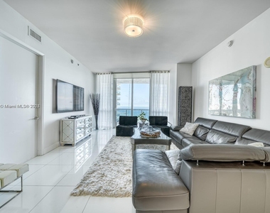 16001 Collins Ave - Photo Thumbnail 21