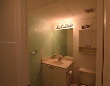 2501 S Ocean Dr - Photo Thumbnail 26