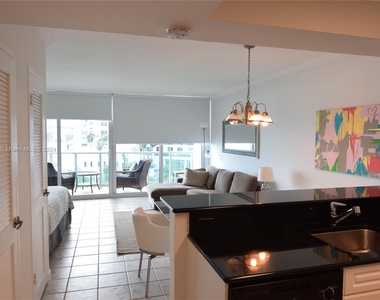 2501 S Ocean Dr - Photo Thumbnail 2