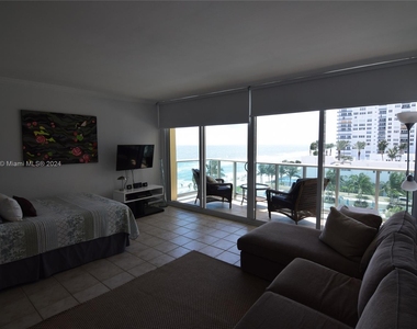 2501 S Ocean Dr - Photo Thumbnail 14