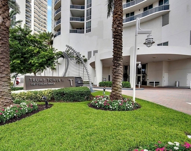 15811 Collins Ave - Photo Thumbnail 31