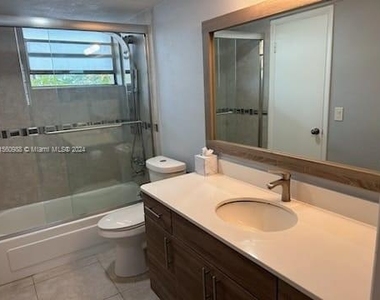 1333 E Hallandale Beach Blvd - Photo Thumbnail 7