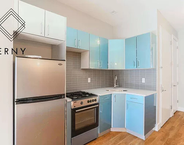 650 Marcy Avenue - Photo Thumbnail 2