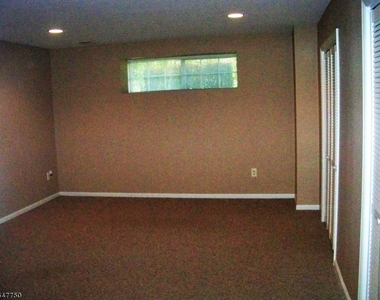 27 Briar Ln - Photo Thumbnail 22