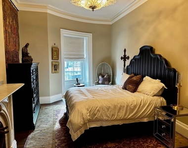 121 Beacon Street - Photo Thumbnail 9