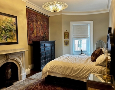 121 Beacon Street - Photo Thumbnail 8