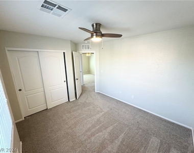 9325 Golden Lad Avenue - Photo Thumbnail 23