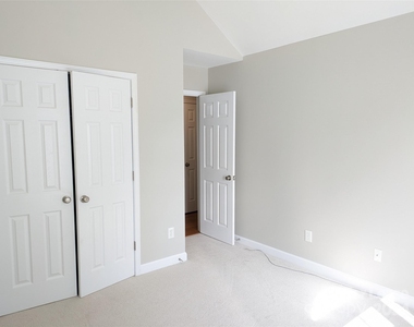 245 River Birch Circle - Photo Thumbnail 15