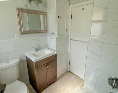 4008 Wilmington Avenue - Photo Thumbnail 4