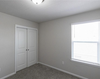 1506  Autumn Sage Way - Photo Thumbnail 20