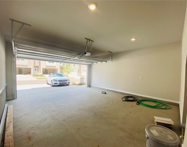 340 Rockfern Court - Photo Thumbnail 8