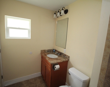 1624 Espejo Street Se - Photo Thumbnail 22