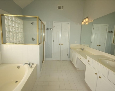 2532 Chestnut Landing - Photo Thumbnail 21