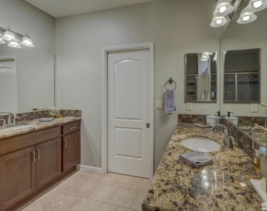 2224 Alivia Way - Photo Thumbnail 16