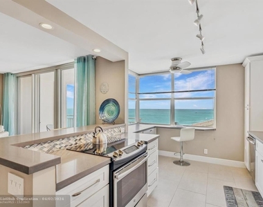 5200 N Ocean Blvd - Photo Thumbnail 11