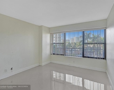 3800 Galt Ocean Dr - Photo Thumbnail 20