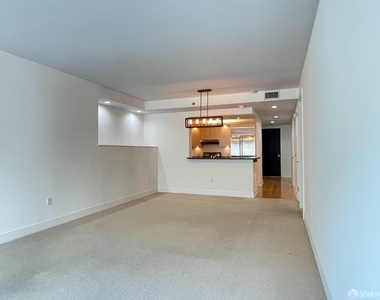 239 Brannan Street - Photo Thumbnail 9