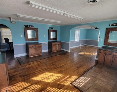 2320 Frayser - Photo Thumbnail 4