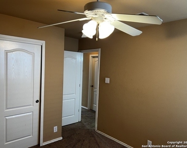 3919 Nuttall Oak Dr - Photo Thumbnail 27