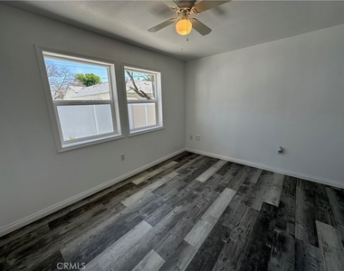 1321 N Sultana Avenue - Photo Thumbnail 13