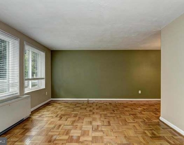 3033 New Mexico Ave Nw - Photo Thumbnail 6