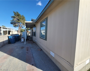 3560 Estes Park Drive - Photo Thumbnail 3