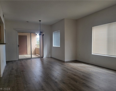 9580 W Reno Avenue - Photo Thumbnail 8