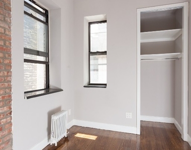 Copy of 210 East 25th Street, Unit 5fe - Photo Thumbnail 1