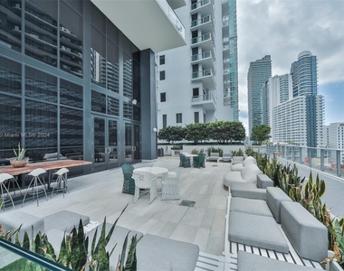 1010 Brickell Ave - Photo Thumbnail 29