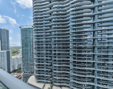 1010 Brickell Ave - Photo Thumbnail 21