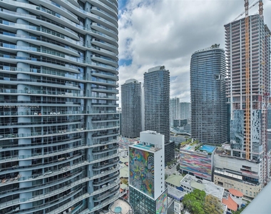 1010 Brickell Ave - Photo Thumbnail 20