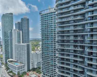 1010 Brickell Ave - Photo Thumbnail 24