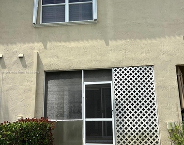 713 Sw 122nd Ave - Photo Thumbnail 27