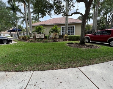 713 Sw 122nd Ave - Photo Thumbnail 23