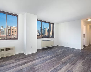 520 West 43rd Street, New York, NY 10036 - Photo Thumbnail 1