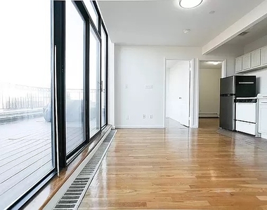 181 East Houston Street - Photo Thumbnail 5